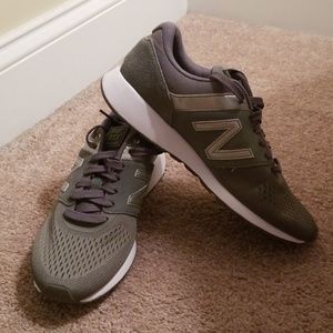 New Balance Sneakers